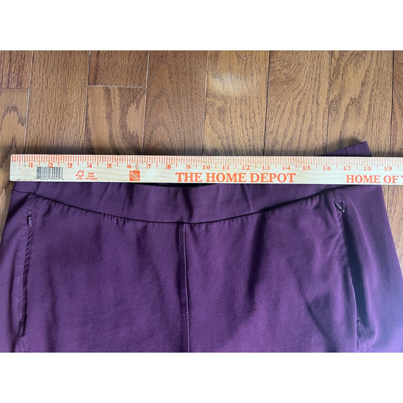 T by Talbots Straight Leg Leggings, Maroon, size 2XP, Elastic Waste, Zip Pockets - Picture 7 of 10